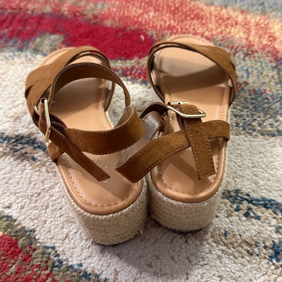American Eagle Wedge Espadrille Sandals - Picture 9 of 10